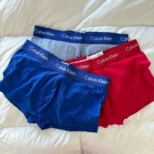 Calvin Klein Men’s Cotton Stretch 3-Pack Low Rise Trunks